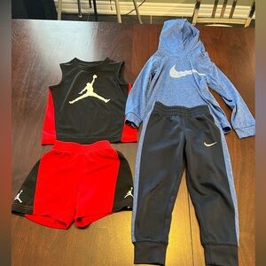 Nike toddler sets